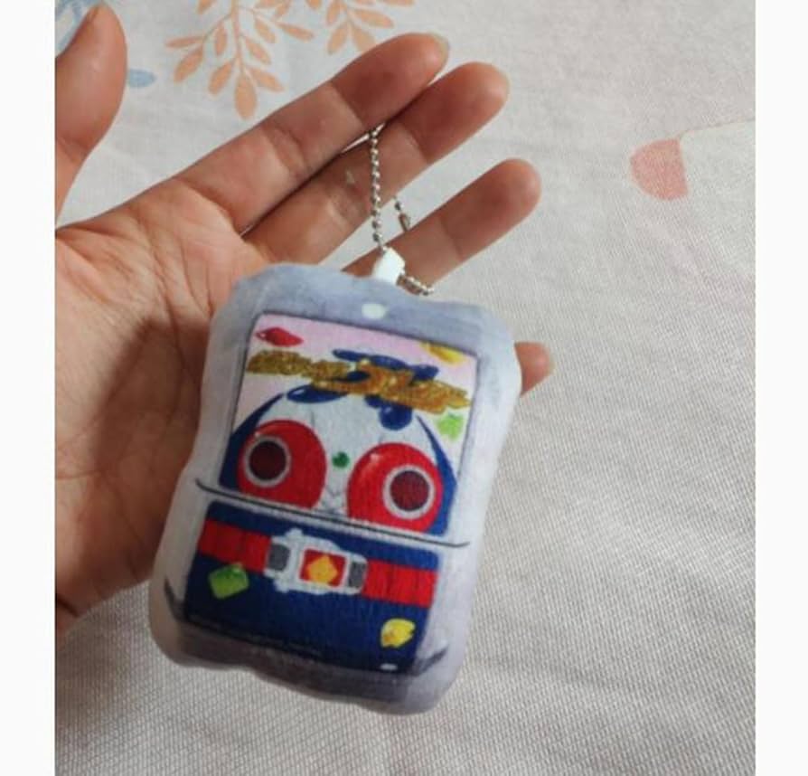 仮面ライダーガヴ　キーホルダー Amazon.co.jp: 仮面ライダーガヴ キーホルダー ペンダント